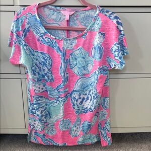 NWOT Lilly Pulitzer shell print linen tee small